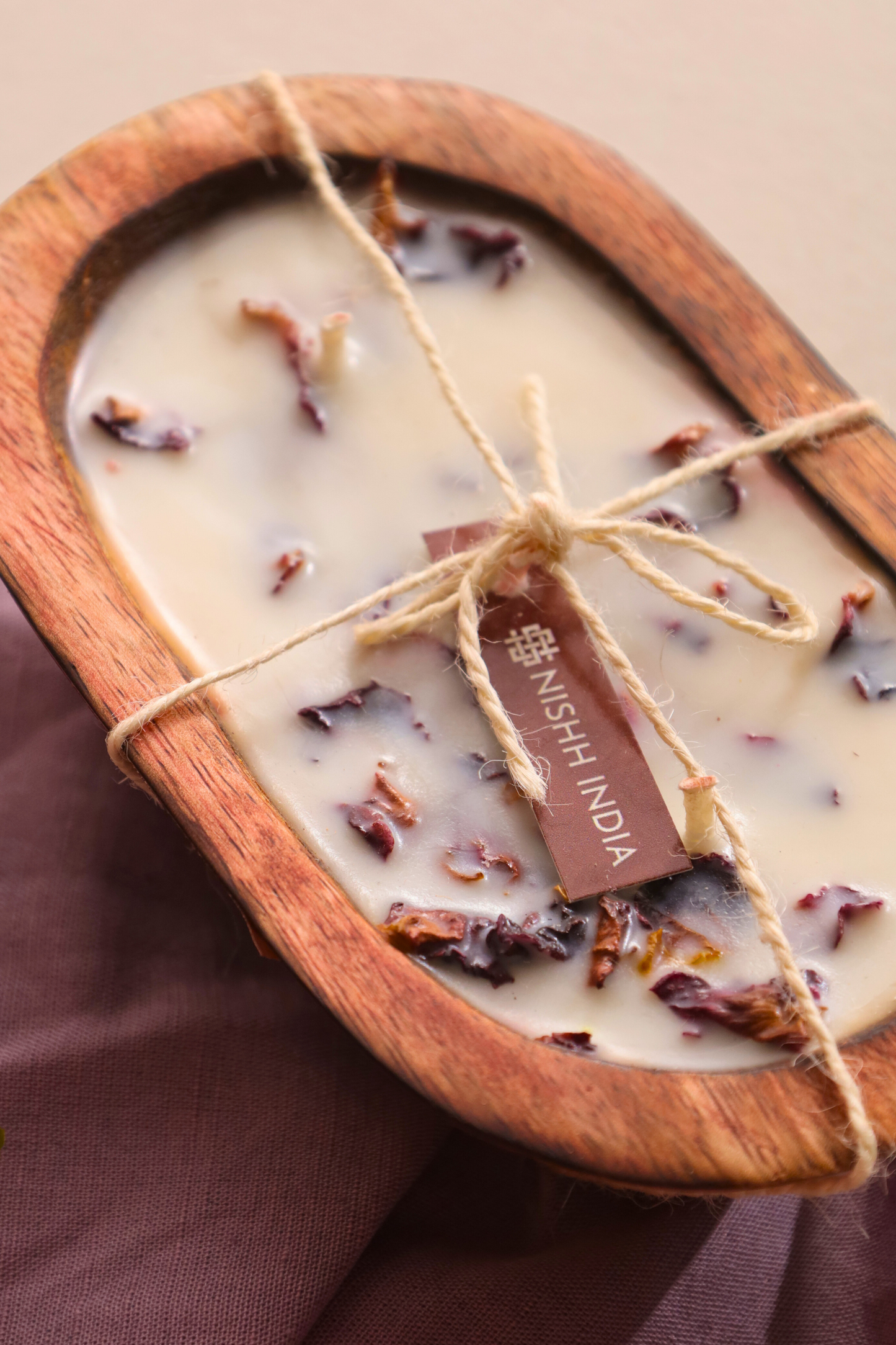 SCARLET | Handcrafted Wooden Boat Scented Candle with Rose Petals
