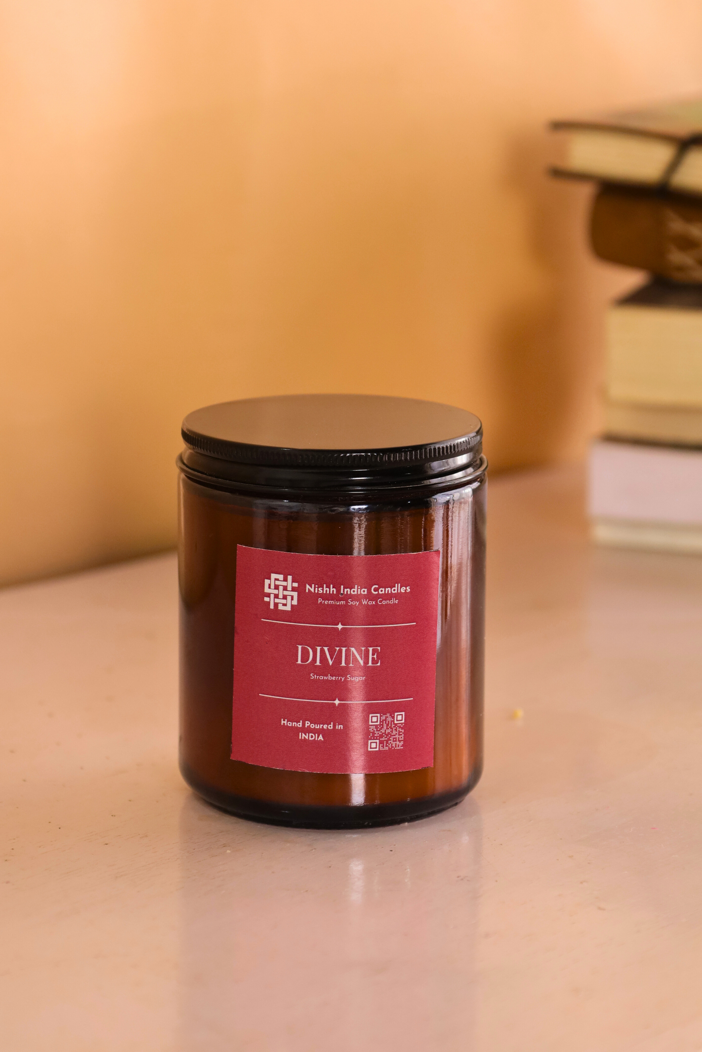 DIVINE | Amber Jar Handcrafted Candle in STRAWBERRY SUGAR Fragnance