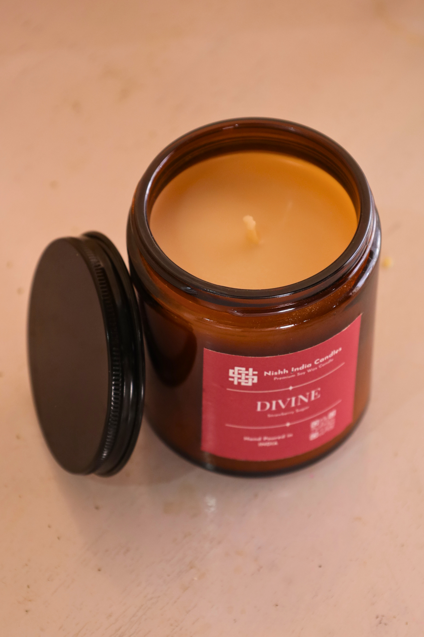 DIVINE | Amber Jar Handcrafted Candle in STRAWBERRY SUGAR Fragnance
