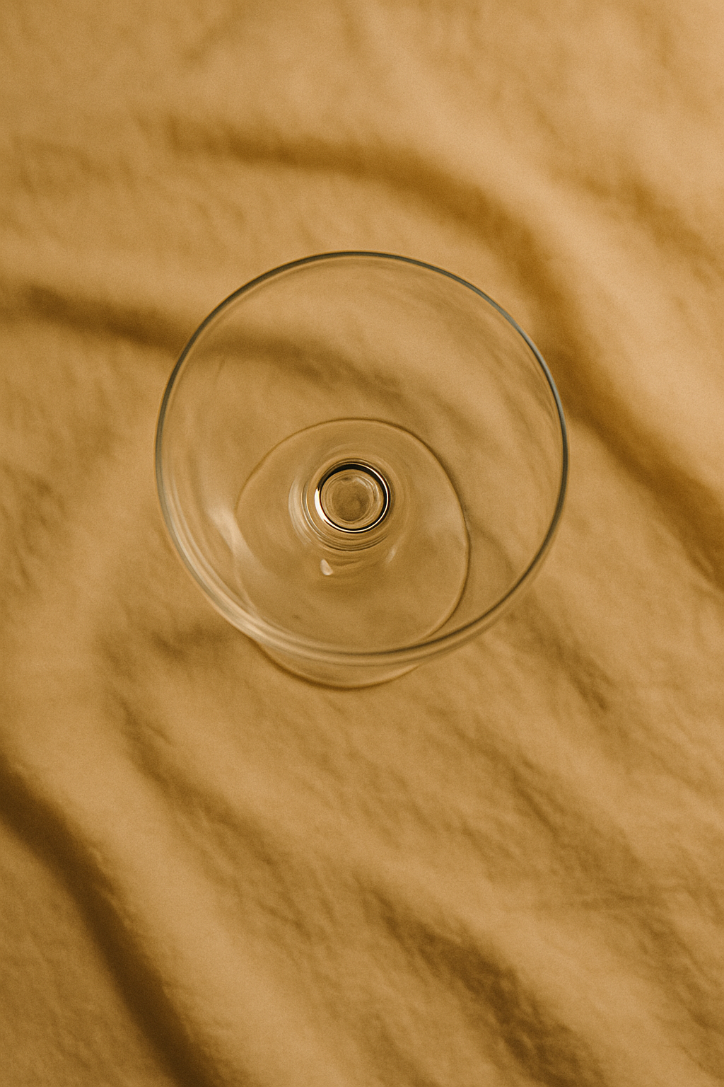 Classic Coupe Martini Saucer Glass – Set of 6 - Elegant Cocktail Glass for Home Bar & Gifting