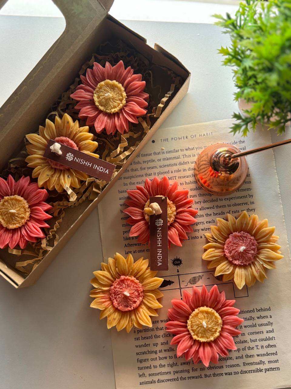 SUNSHINE | Handcrafted Scented Floating Candles - Set of 18