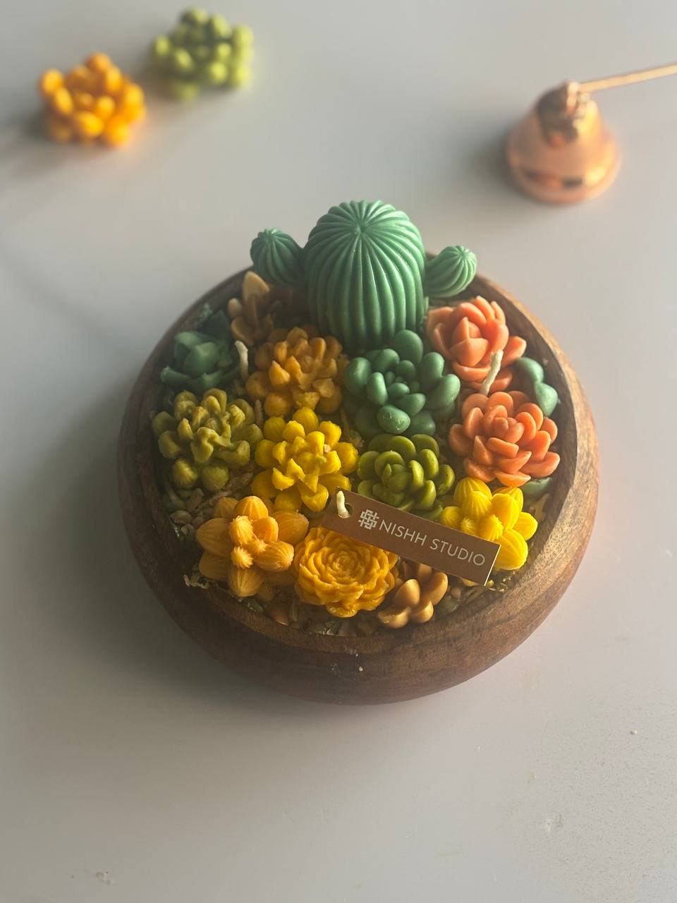 CACTUS BLOSSOM | Handcrafted Wooden Round Succulent Scented Candle
