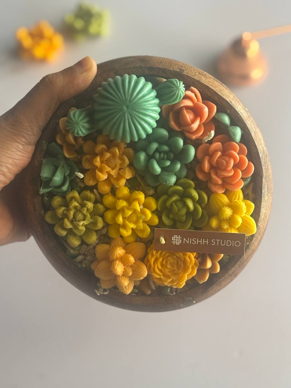CACTUS BLOSSOM | Handcrafted Wooden Round Succulent Scented Candle