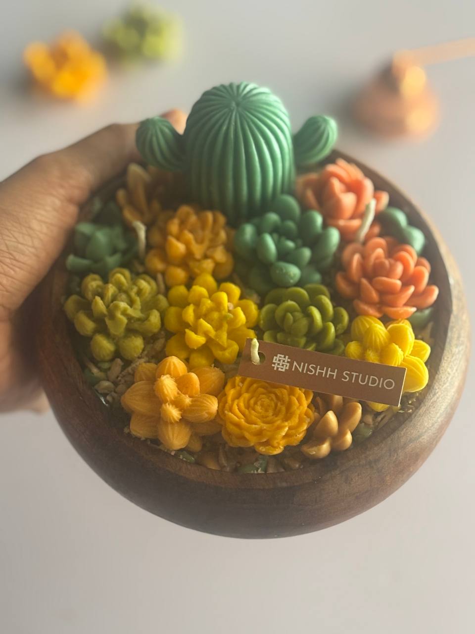 CACTUS BLOSSOM | Handcrafted Wooden Round Succulent Scented Candle
