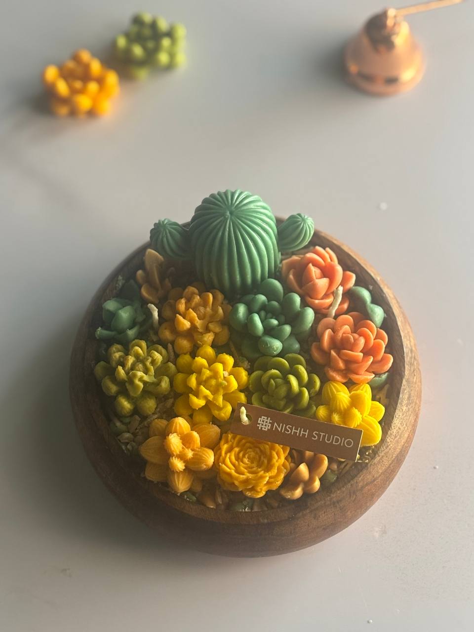 CACTUS BLOSSOM | Handcrafted Wooden Round Succulent Scented Candle
