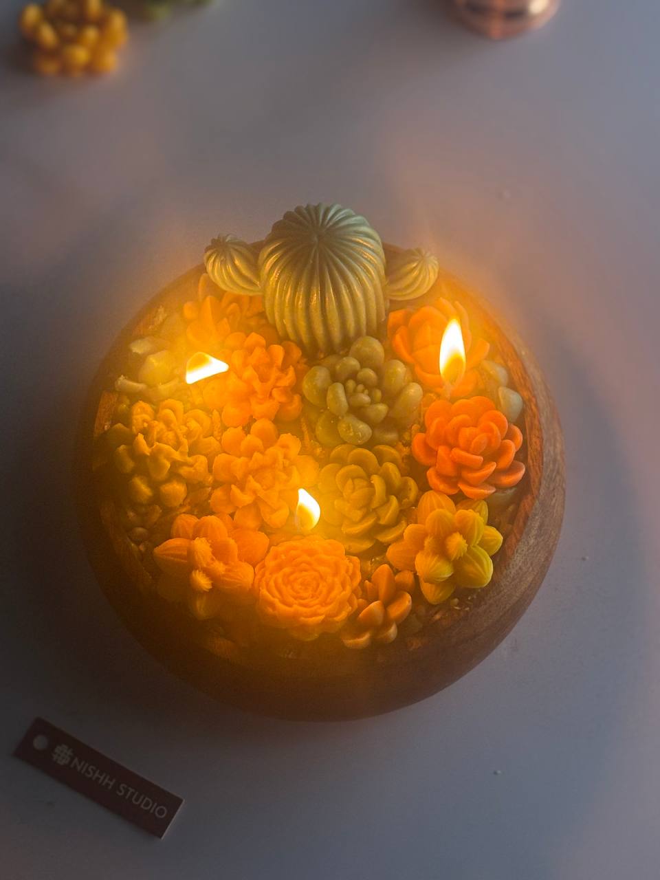 CACTUS BLOSSOM | Handcrafted Wooden Round Succulent Scented Candle