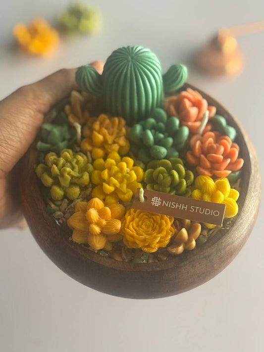 CACTUS BLOSSOM | Handcrafted Wooden Round Succulent Scented Candle